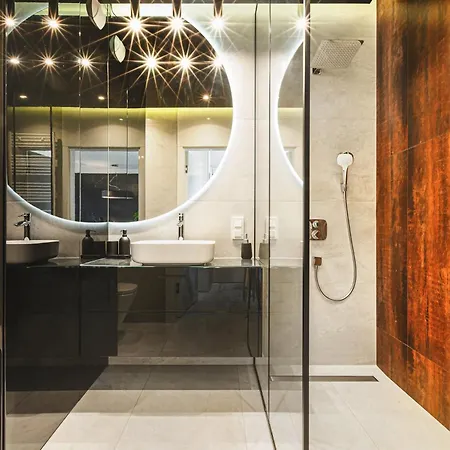 Luksusowy Z Parkingiem W Samym Centrum Wroclawia Διαμέρισμα