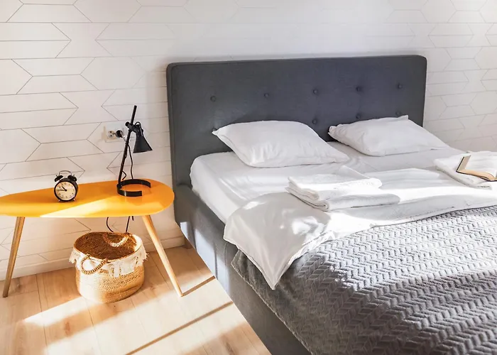 Luksusowy Z Parkingiem W Samym Centrum Wroclawia *