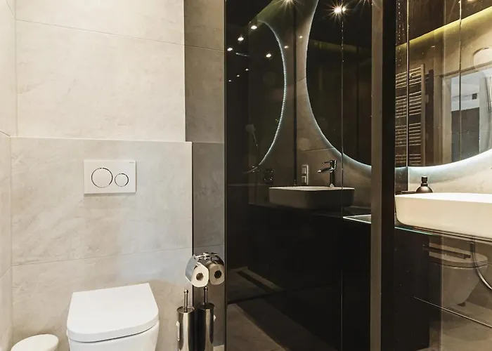 Luksusowy Z Parkingiem W Samym Centrum Wroclawia