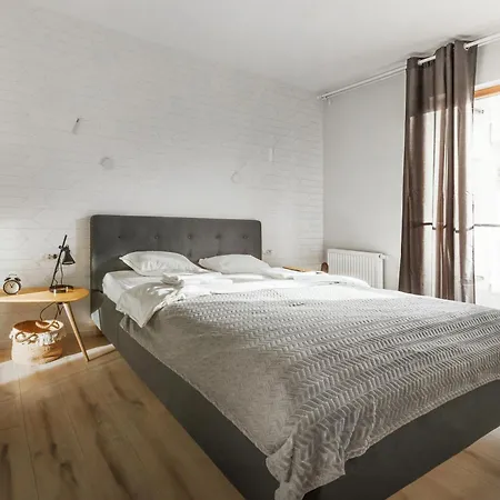 Luksusowy Z Parkingiem W Samym Centrum Wroclawia Wroclaw