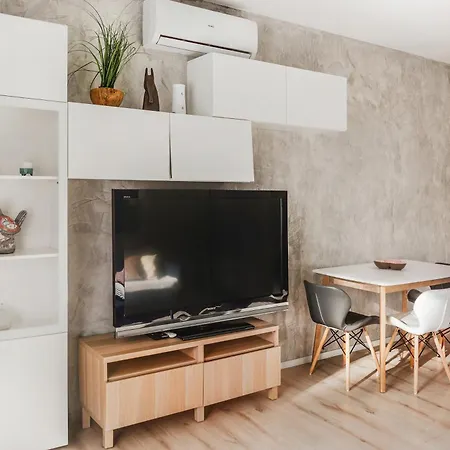 Apartman Luksusowy Z Parkingiem W Samym Centrum Wroclawia