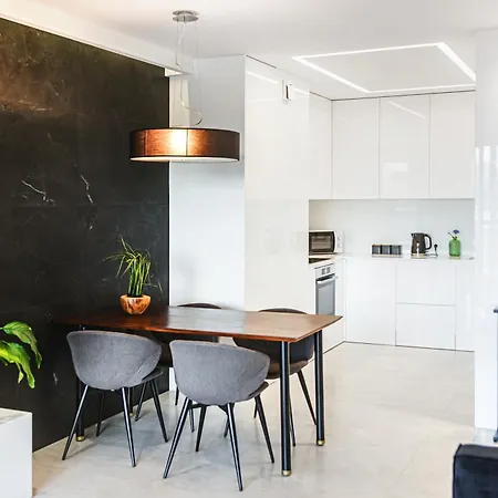 Luksusowy Z Parkingiem W Samym Centrum Wroclawia Wrocław