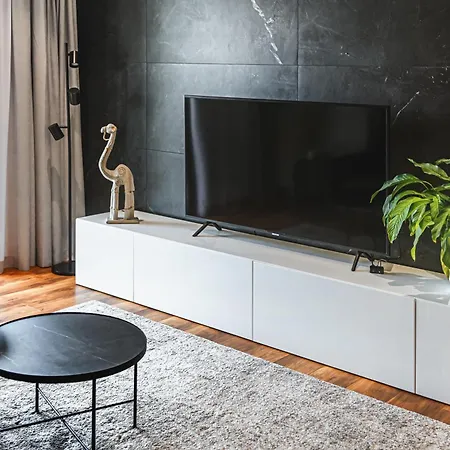 Apartman Luksusowy Z Parkingiem W Samym Centrum Wroclawia