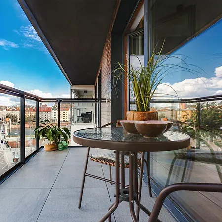 Luksusowy Z Parkingiem W Samym Centrum Wroclawia *