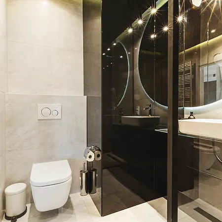 Luksusowy Z Parkingiem W Samym Centrum Wroclawia