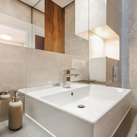 Luksusowy Z Parkingiem W Samym Centrum Wroclawia Daire