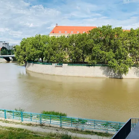 Apartment Luksusowy Z Parkingiem I Klimatyzacja W Samym Centrum Wroclawia *