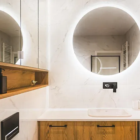 Luksusowy Z Parkingiem W Samym Centrum Wroclawia Daire