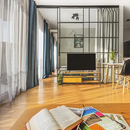 Luksusowy Z Parkingiem W Samym Centrum Wroclawia *